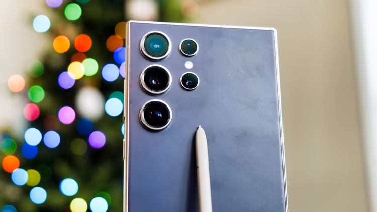 Vi sao but S Pen tren Galaxy S25 Ultra 