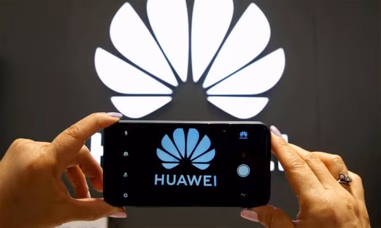 Lo dien dien thoai vuot ngoai suc tuong tuong, nguoi dung do xo mua-Hinh-2