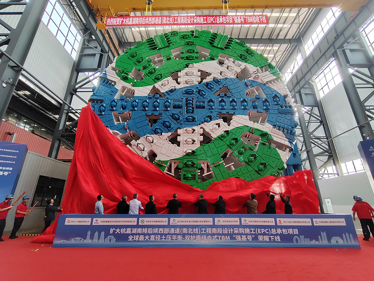 Lang gieng Viet Nam pha ky luc, khoe co may khong lo 3.500 tan