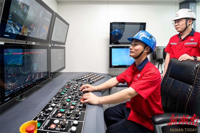 Lang gieng Viet Nam pha ky luc, khoe co may khong lo 3.500 tan-Hinh-5