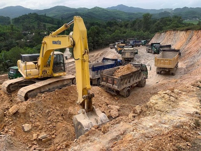 Cuc nong: Viet Nam phat hien 40 mo vang khung, tru luong gan 30 tan-Hinh-6