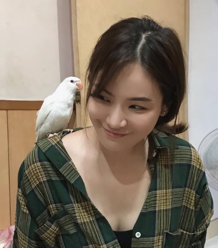 Không ngại chỉ trích, Chen Yi khẳng định tự tin với quyết định của mình và cho rằng thân hình đẹp là lợi thế để thành công trong lĩnh vực mới.(Ảnh: IGNV)