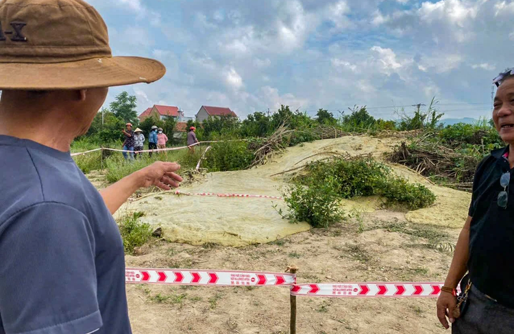 Tan muc hien tuong la o Phu Yen: Bun phun trao, nhieu vet nut rong-Hinh-8