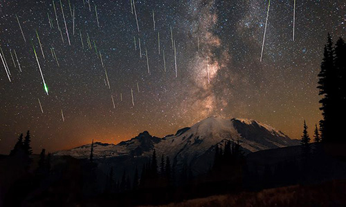 Dem nay, Viet Nam don mua sao bang cuc dai tu “su tu troi“-Hinh-4