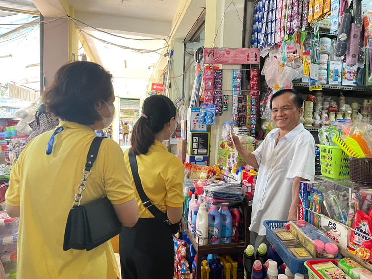 PVcomBank danh nhieu uu dai cho khach hang tieu thuong, ho kinh doanh