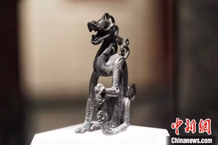 Mang vat the la ve nha, ron nguoi nghe “am thanh ky quai” hang dem-Hinh-3