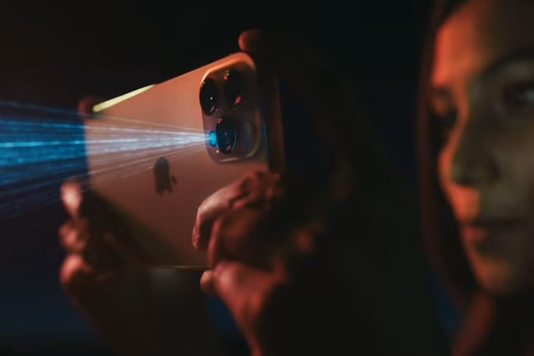 8 cai tien cuc noi bat tren cum camera iPhone 15 Pro Max-Hinh-6