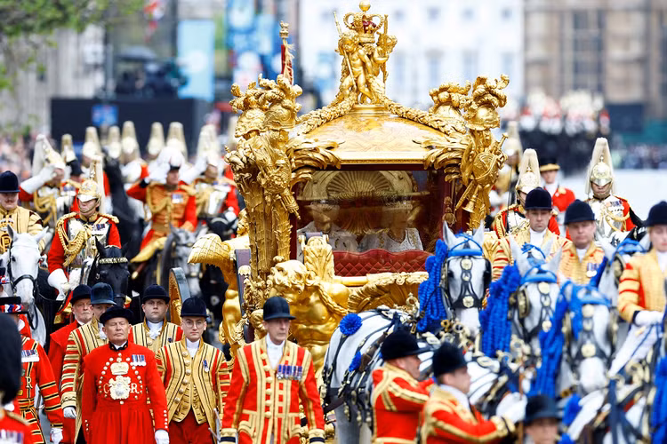 Chi tiet dac biet it nguoi biet trong le dang quang cua Vua Charles III-Hinh-2