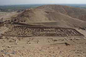 Bi an buc tuong “bat kha thi” mieu ta nguoi la om pharaoh Ai Cap-Hinh-3