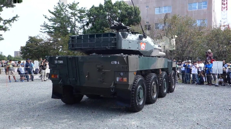 Can canh xe tang banh lop Type-16 cuc “ngau” cua Nhat Ban-Hinh-15