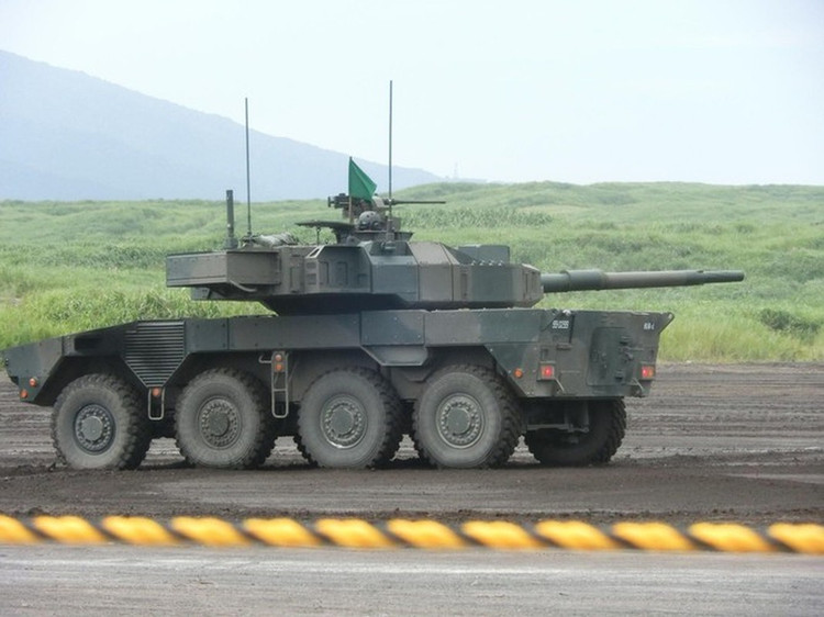 Can canh xe tang banh lop Type-16 cuc “ngau” cua Nhat Ban-Hinh-9