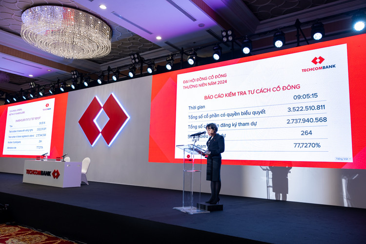 Ngan hang Techcombank tra co tuc bang tien-Hinh-7