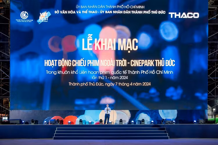 Thaco mong muốn góp phần tôn vinh điện ảnh Việt - Hình 2 Thaco mong muon gop phan ton vinh dien anh Viet-Hinh-2