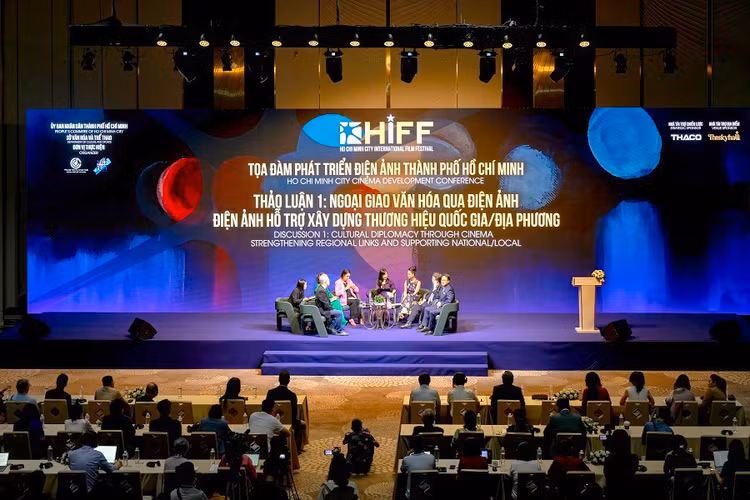 Thaco mong muốn góp phần tôn vinh điện ảnh Việt - Hình 4 Thaco mong muon gop phan ton vinh dien anh Viet-Hinh-4