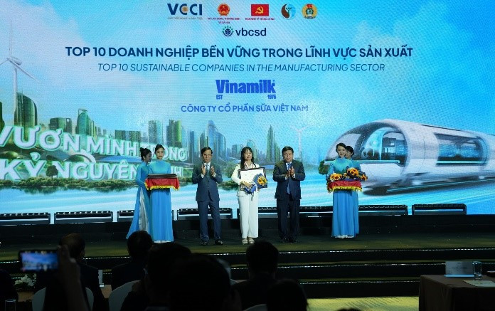Thuc hanh ESG tai doanh nghiep di dau ve phat trien ben vung VINAMILK