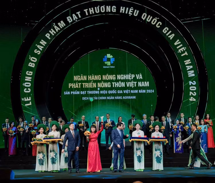 Hanh trinh 37 nam khang dinh vi the, vinh danh thuong hieu quoc gia-Hinh-2