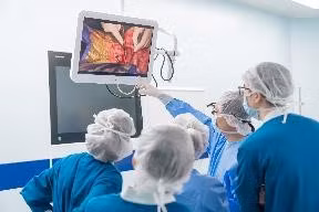 VINMEC ghep gan thanh cong cho benh nhi 8 thang tuoi-Hinh-3