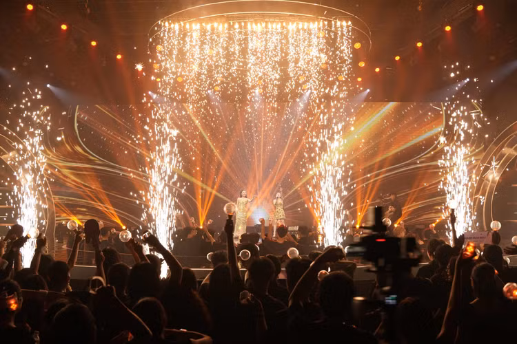 Bài hát của chúng ta và điểm chạm cảm xúc thương hiệu VPBank - Hình 2 Bai hat cua chung ta va diem cham cam xuc thuong hieu VPBank-Hinh-2