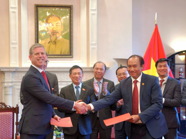 Vietjet va AV AirFinance ky ket hop tac 300 trieu USD phat trien-Hinh-3