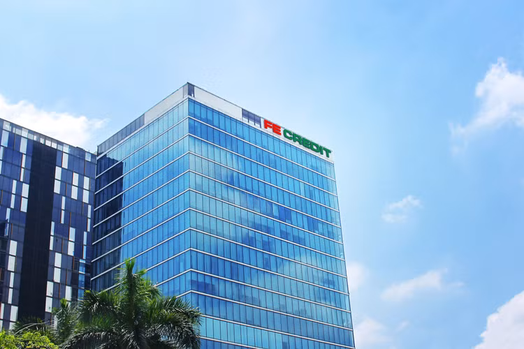 Mot cong ty tai chinh quay tro lai nhip tang truong vuot troi