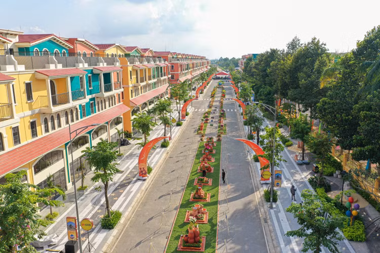Vĩnh Long khai trương phố đi bộ tại dự án của T&T Group - Hình 3 Vinh Long khai truong pho di bo tai du an cua T&T Group-Hinh-3