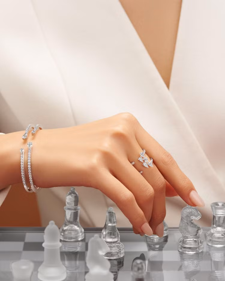 DOJI & thế giới kim cương tôn vinh xu hướng đa phong cách - Hình 2 DOJI & the gioi kim cuong ton vinh xu huong da phong cach-Hinh-2