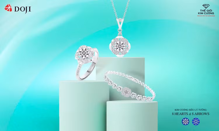 Tu thuong mon trang suc kim cuong dau tien chi tu 10 trieu dong