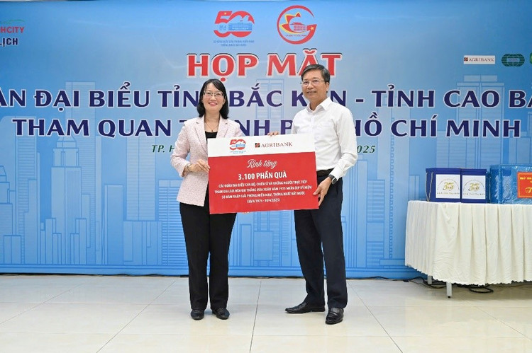 Agribank tri an cac can bo, chien si truc tiep lam nen Dai thang