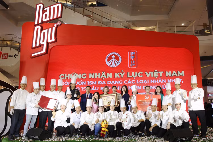 Dong hanh cung ba con nong dan, Nam Ngu quang ba dac san toi Ly Son-Hinh-4