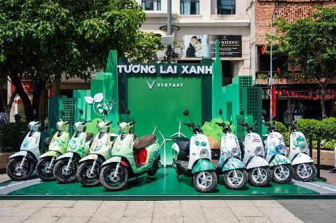 Nguoi dan TP HCM hao hung “check in” tai trien lam “50 Hanh trinh - Mot Tuong lai Xanh”-Hinh-10