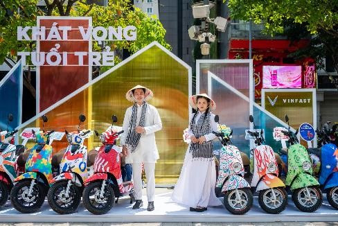 Nguoi dan TP HCM hao hung “check in” tai trien lam “50 Hanh trinh - Mot Tuong lai Xanh”-Hinh-7