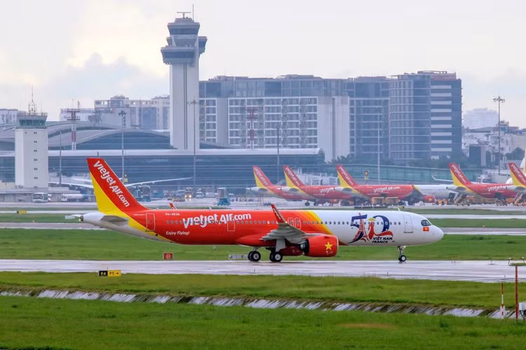 Tung bung ngay doi cuoi nam voi 1 trieu ve bay Vietjet giam 100%-Hinh-3