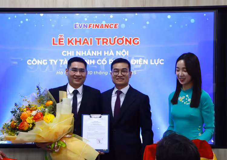 EVNFinance mo rong mang luoi hoat dong, khai truong chi nhanh dau tien-Hinh-2