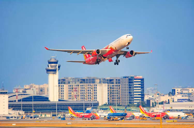 Bay dang cap Boss - Gia hap dan voi uu dai 20% tu Vietjet 