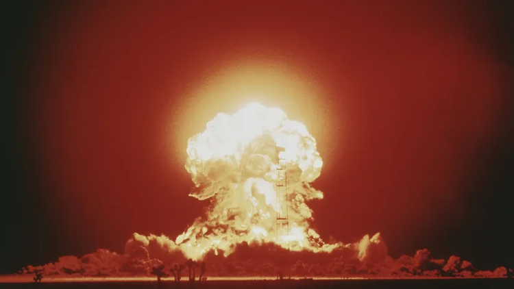 Neu tat ca vu khi hat nhan cung phat no, tham hoa gi se xay ra?-Hinh-8