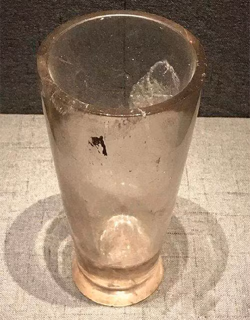 Mo mo co 2.000 tuoi, chuyen gia hoang hon thay chiec coc “xuyen khong”-Hinh-4