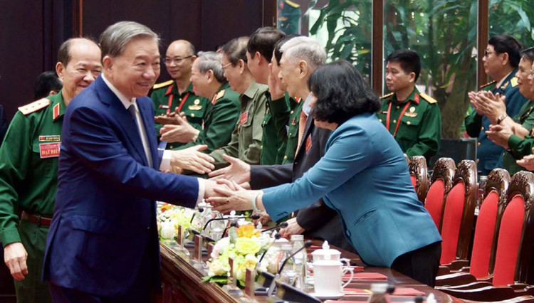 Tong Bi thu: “Den on dap nghia” luon la mot trong nhung nhiem vu chinh tri hang dau-Hinh-2