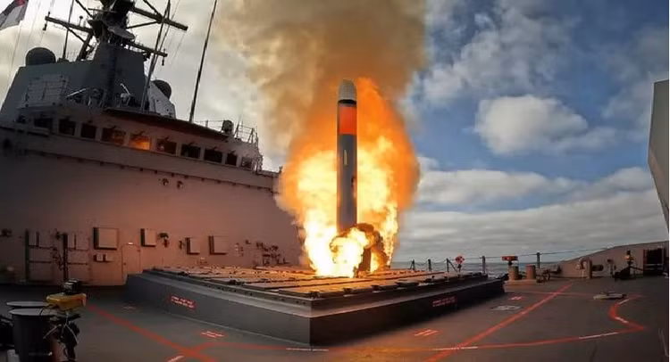 Tomahawk: Tên lửa hành trình “siêu lợi hại” với tầm bắn “siêu khủng” - Hình 2 Tomahawk: Ten lua hanh trinh “sieu loi hai” voi tam ban “sieu khung”-Hinh-2