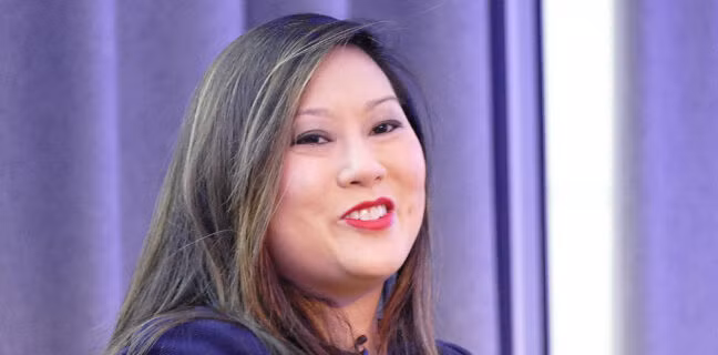 “Bong hong” goc Viet duoc Tong thong Trump chon dung dau co quan tien ao-Hinh-4