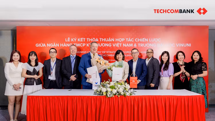 TECHCOMBANK cung VINUNIVERSITY cong bo chuong trinh Next Gen: Vung nen tang de chinh phuc tuong lai-Hinh-4