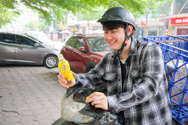 Người lao động làm gì để duy trì hiệu quả công việc dưới sự khắc nghiệt của thời tiết? - Hình 2 Nguoi lao dong lam gi de duy tri hieu qua cong viec duoi su khac nghiet cua thoi tiet?-Hinh-2