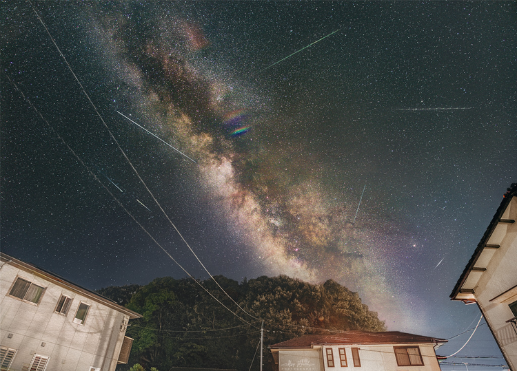 Top hien tuong thien van ky thu bung no tren bau troi 2023-Hinh-2