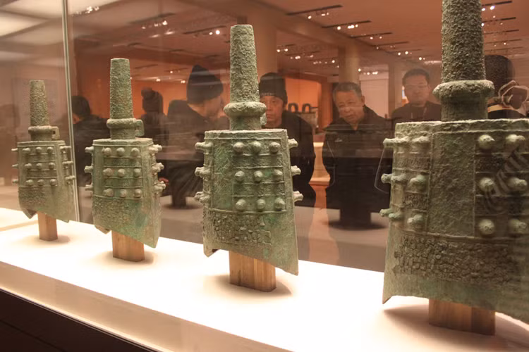 Dem binh co ban phe lieu, soc khi biet bao vat hon 700 ty-Hinh-11