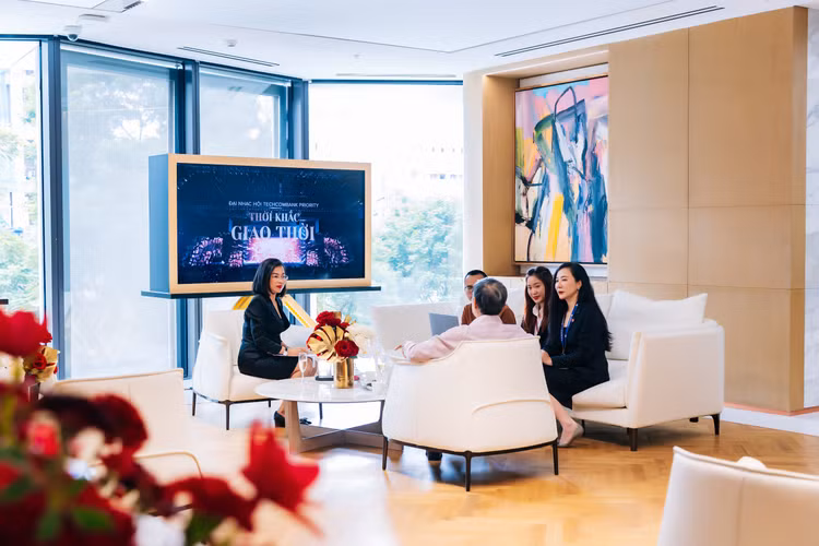 Techcombank Priority: Dang cap va su dong hanh cung khach hang