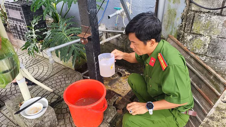 Xa nuoc thai ra moi truong, 4 nha hang bi phat 525 trieu dong