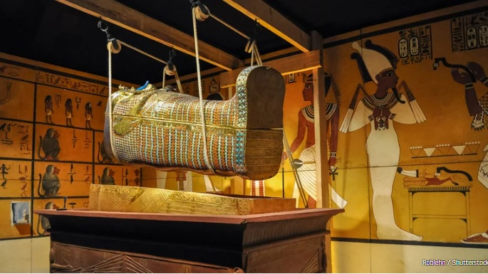 4 điều ít biết về việc khai quật lăng mộ Pharaoh Tutankhamun - Hình 7 4 dieu it biet ve viec khai quat lang mo Pharaoh Tutankhamun-Hinh-7