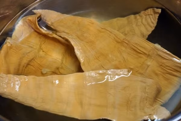 Bí quyết chọn mua măng khô không bị tẩm hóa chất cho ngày Tết - Hình 9 Bi quyet chon mua mang kho khong bi tam hoa chat cho ngay Tet-Hinh-9