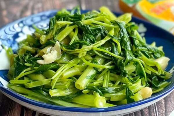 Dieu gi xay ra voi co the khi tieu thu qua nhieu rau xanh?-Hinh-2