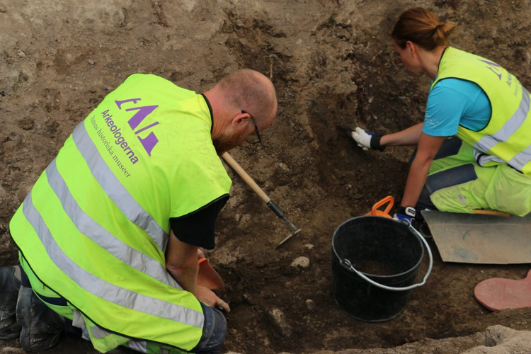 Bi an hai cot ngan nam ngu yen trong “con thuyen chet choc