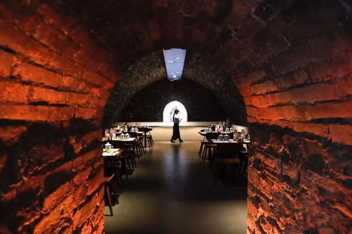 Bi mat ben trong “phong dieu hoa” dac biet cua Tu Cam Thanh-Hinh-7